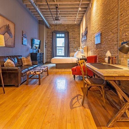 Hip Urban Loft-Small Town Charm-124 Lofts #2 West Dundee Bagian luar foto